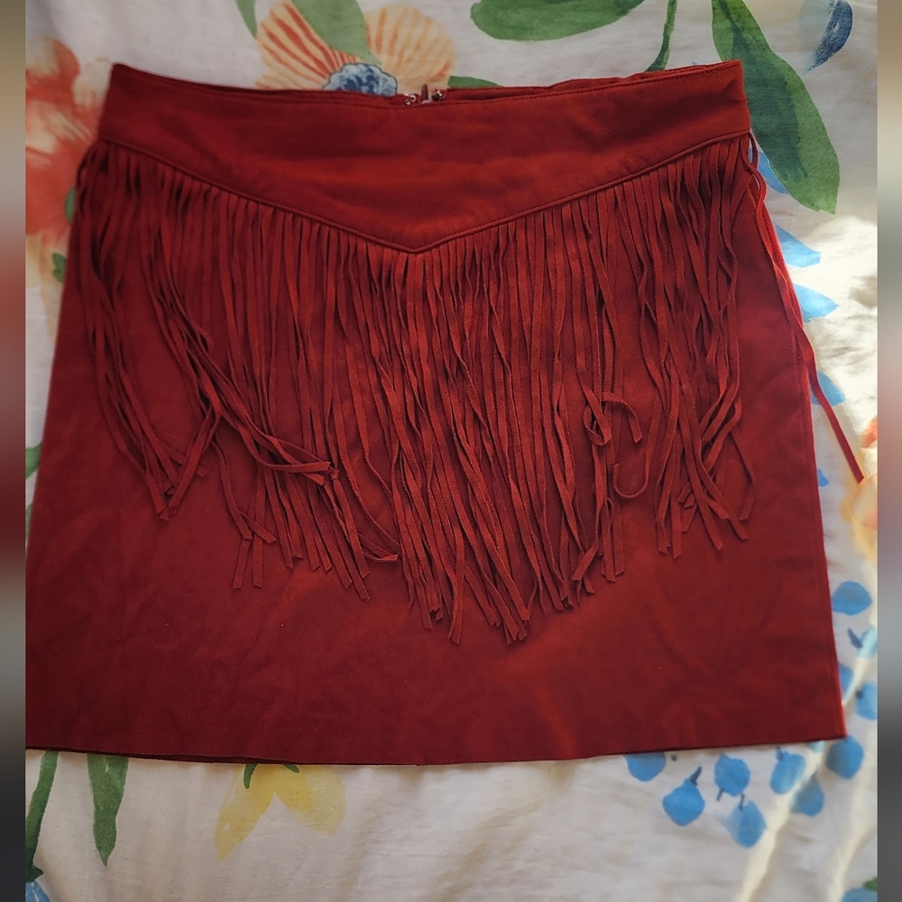 SKIRT Red suede mini skirt with fringe